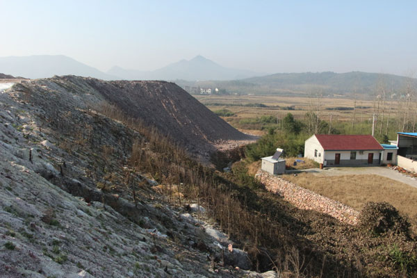 库存的45万吨优质原土